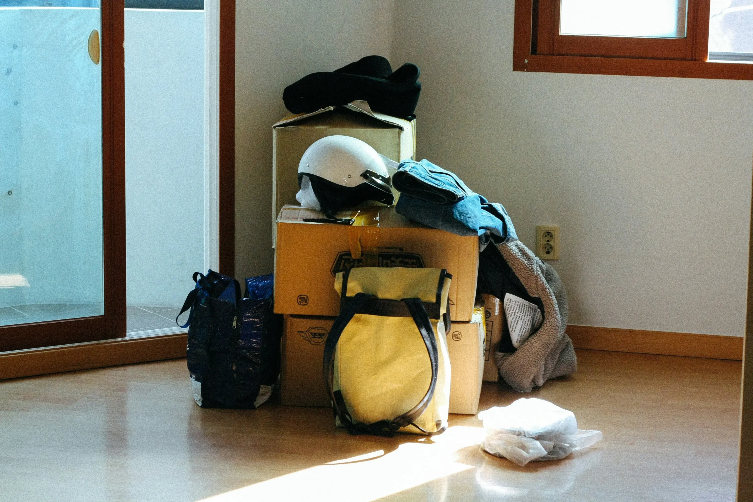 DIY vs. Professional Movers in Las Vegas